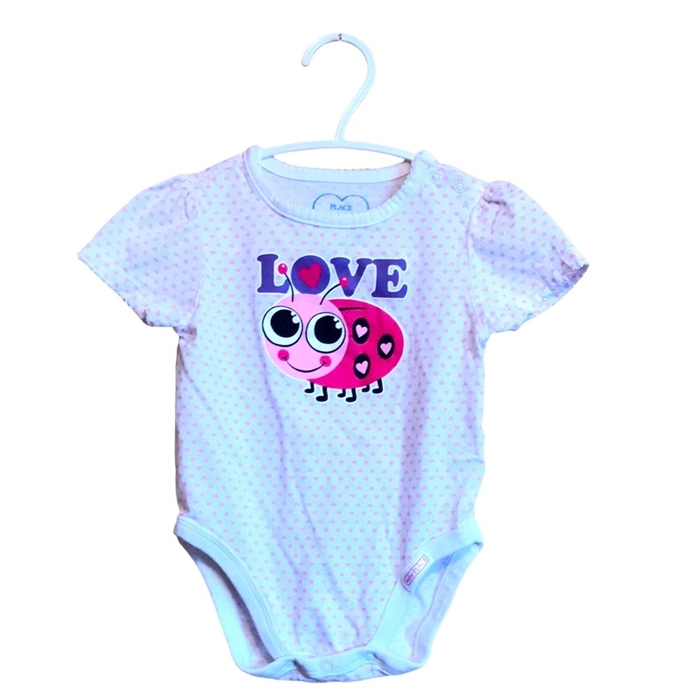 🌸5/$10🌸Place  baby girl love bug romper 12M🌸